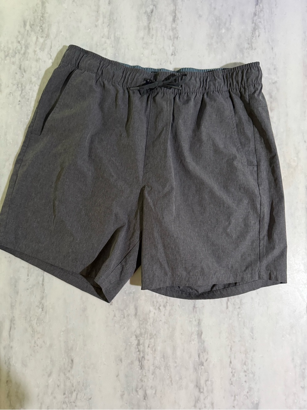 Eddie Bauer Men's Gray Drawstring Casual Athletic Hybrid Shorts 7” inseam XL